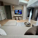 Weingart 4* Κωνσταντινούπολη