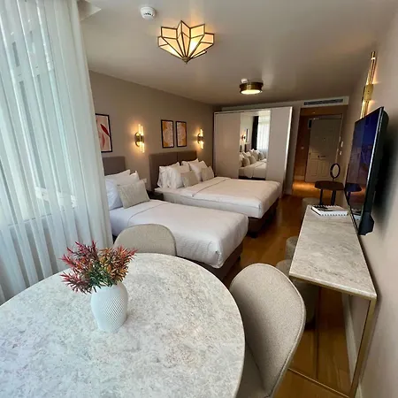 Otel Weingart 4*