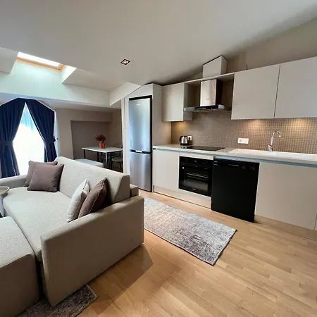 Hotel Weingart 4*