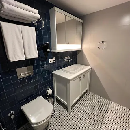 Hotel Weingart Istanboel
