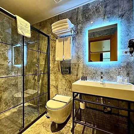 Weingart Hotel