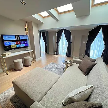 Hotel Weingart 4*