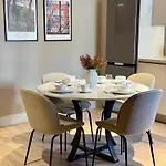 Hotel Weingart 4*