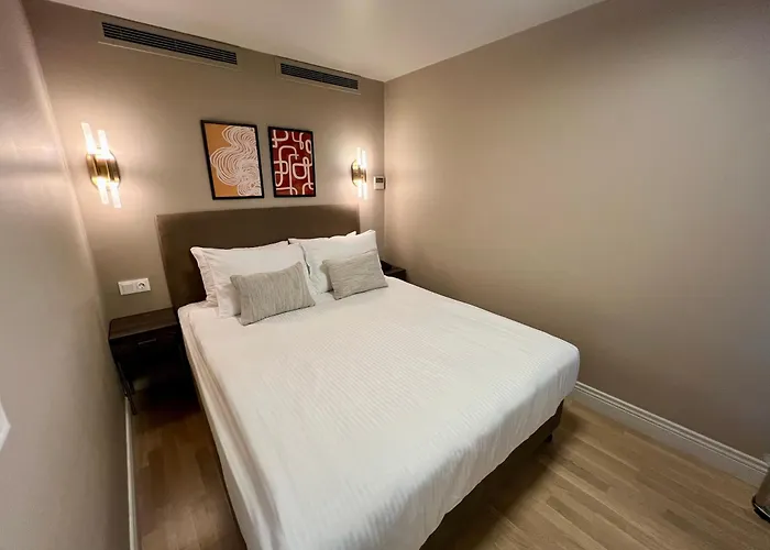 Weingart Otel 4*